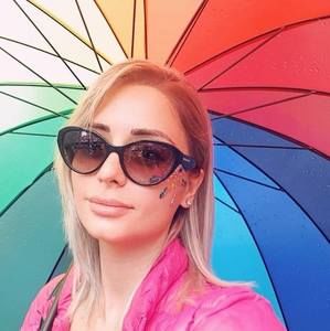 Meet your Posher, Inara